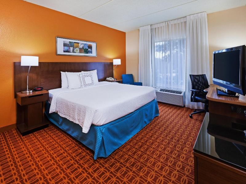 Fairfield Inn &Suites Austin Northwest/Domain Area image