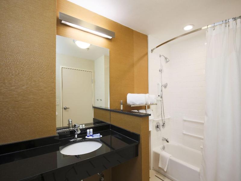 Fairfield Inn &Suites Austin Northwest/Domain Area image