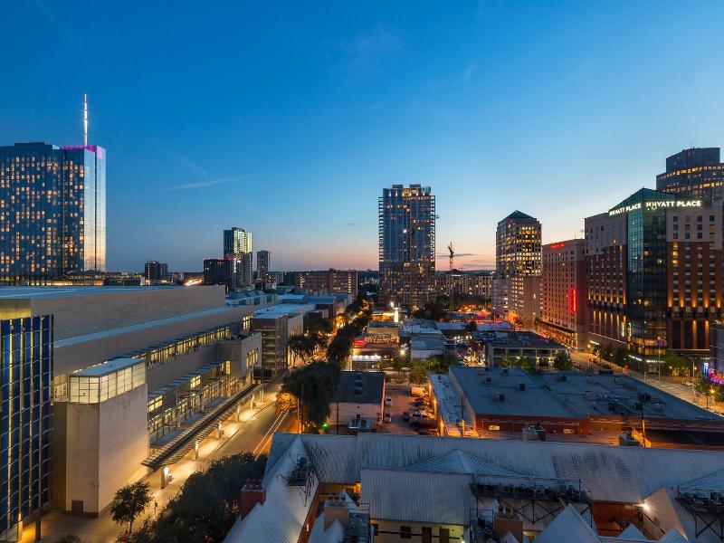 Residence Inn Austin Downtown/Convention Center image