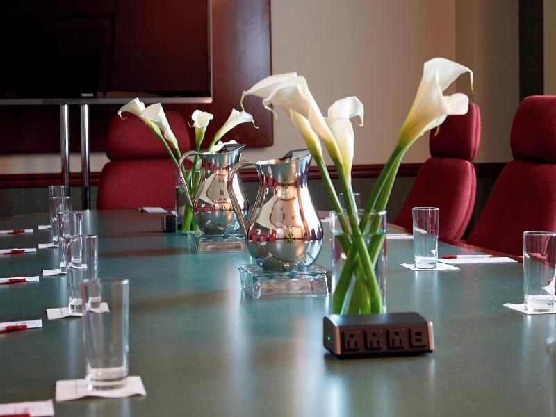 Hartford/Windsor Marriott Airport image