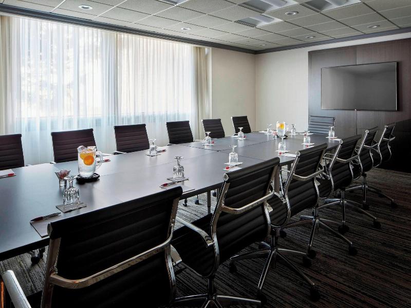 Hartford/Windsor Marriott Airport image