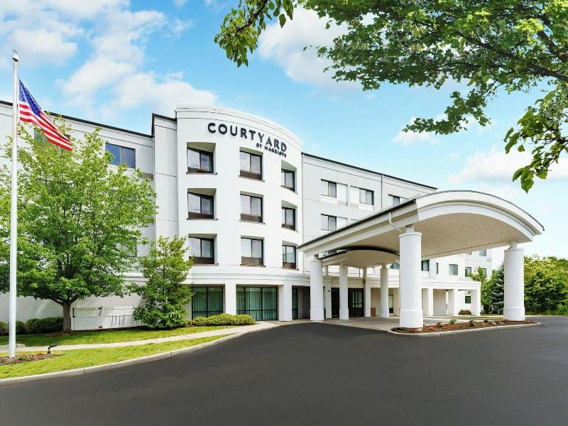 Courtyard Hartford Farmington image