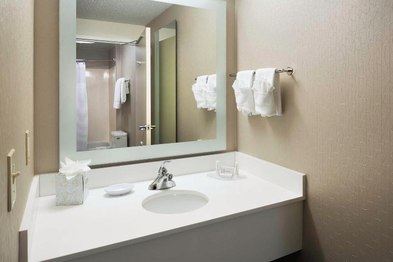 SpringHill Suites Milford image