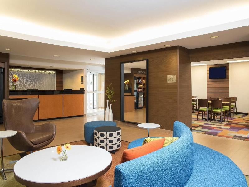 Fairfield Inn & Suites Bloomington image