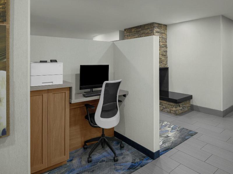 Fairfield Inn Boise image