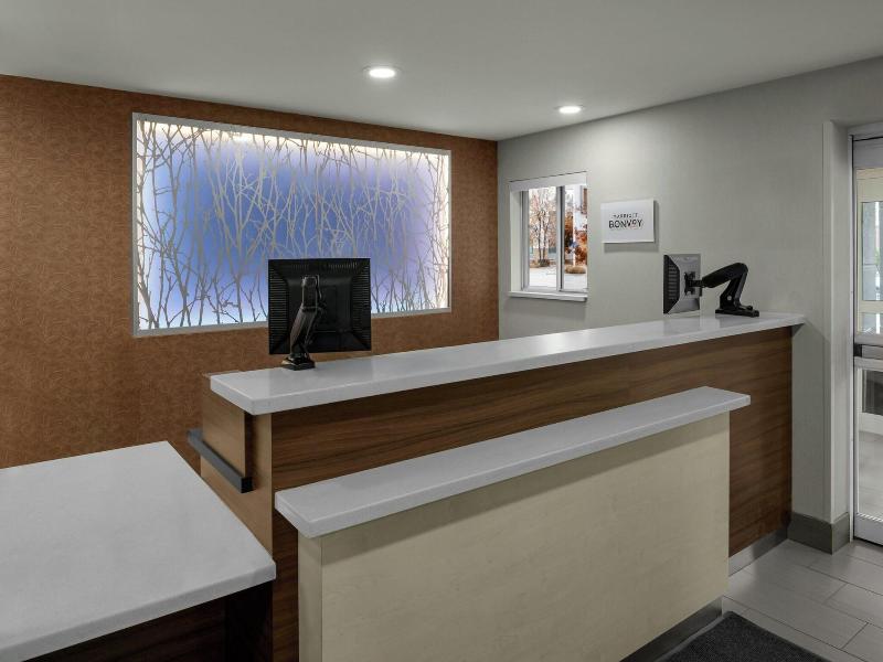 Fairfield Inn Boise image