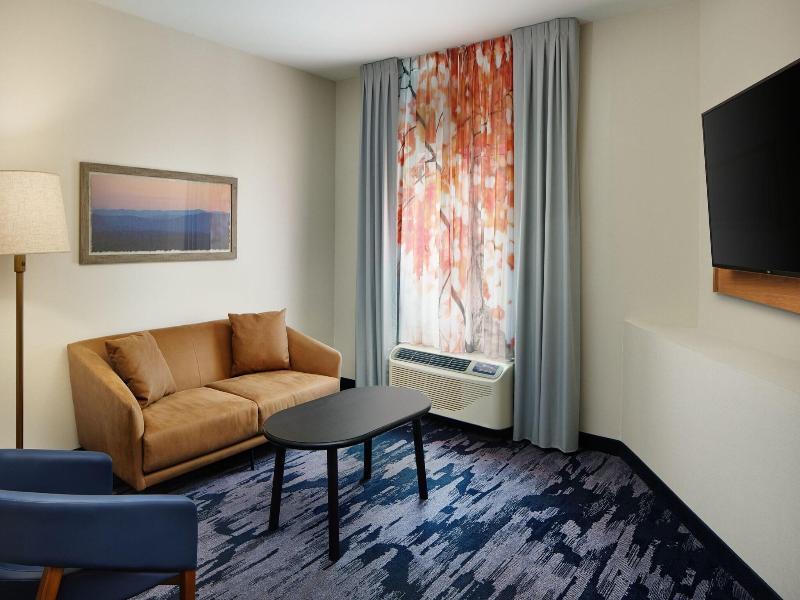 Fairfield Inn & Suites Worcester Auburn image