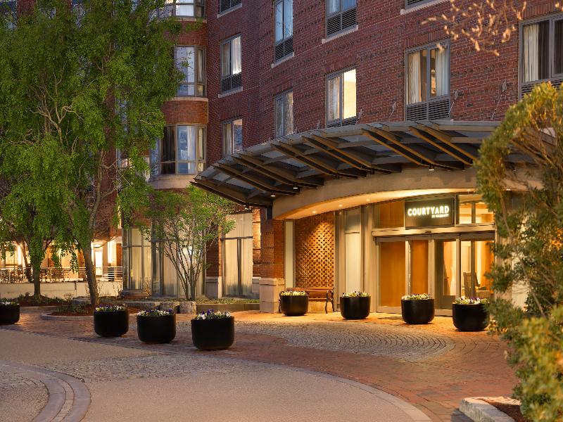 Courtyard Boston Brookline image