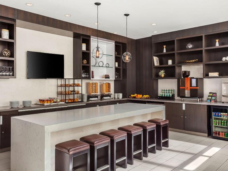 Boston Marriott Cambridge image