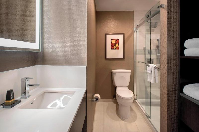 Boston Marriott Cambridge image