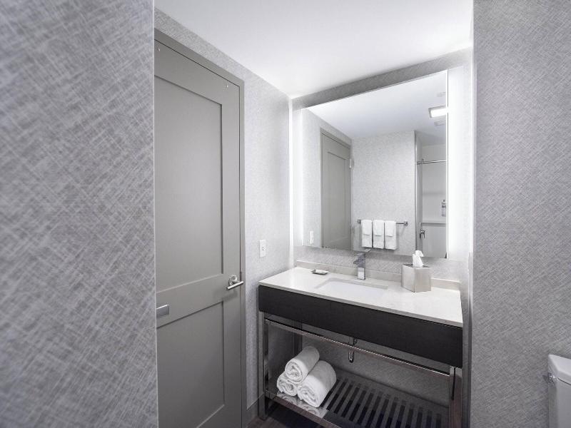 Residence Inn Boston Logan Airport/Chelsea image