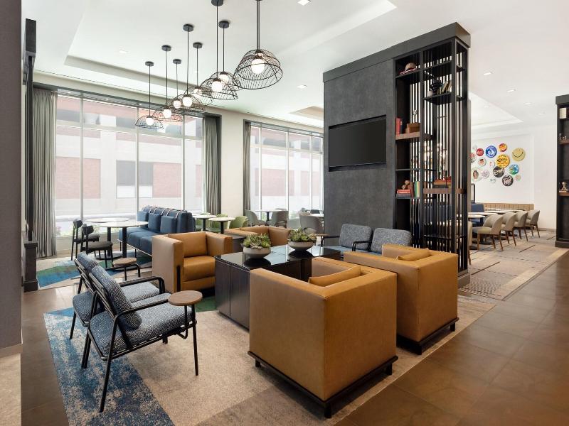 Residence Inn Boston Back Bay/Fenway image