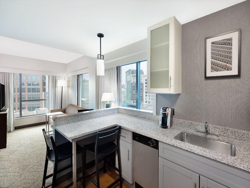 Residence Inn Boston Back Bay/Fenway image