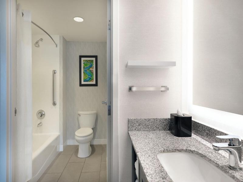 Residence Inn Boston Back Bay/Fenway image