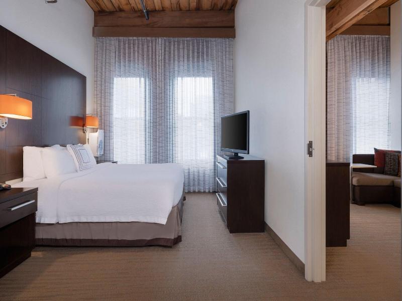 Residence Inn by Marriott Boston Downtown/Seaport image