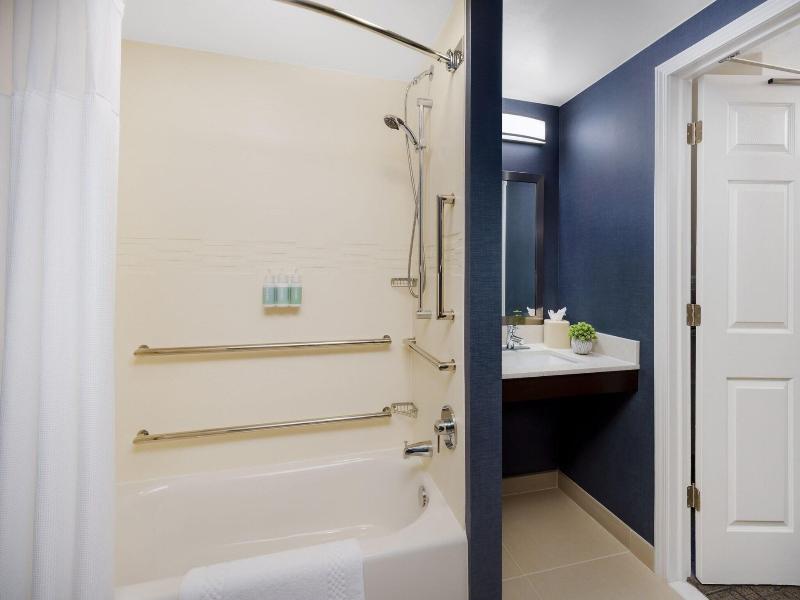 Residence Inn Boston Franklin image