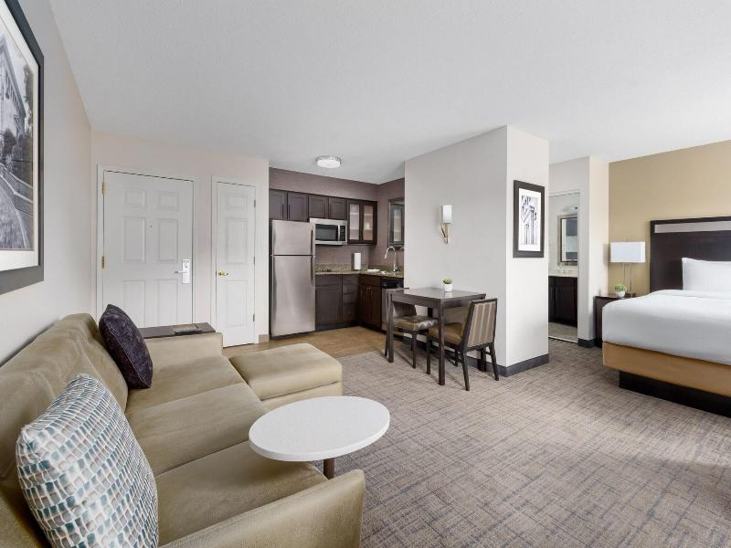 Residence Inn Boston Franklin image