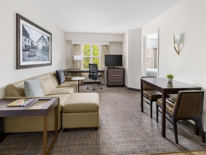 Residence Inn Boston Franklin image