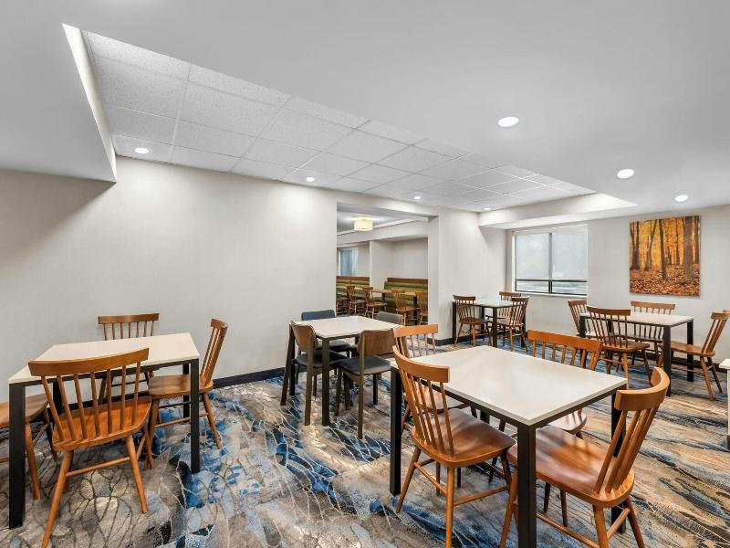 Fairfield Inn Boston Woburn/Burlington image