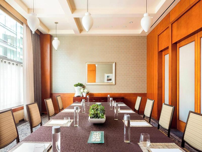 The Ritz-Carlton, Boston image