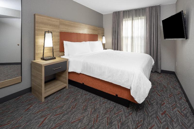 Candlewood Suites Boston North Shore - Danvers image