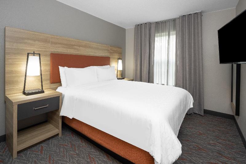 Candlewood Suites Boston North Shore - Danvers image