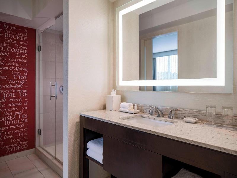 Renaissance Baton Rouge Hotel image
