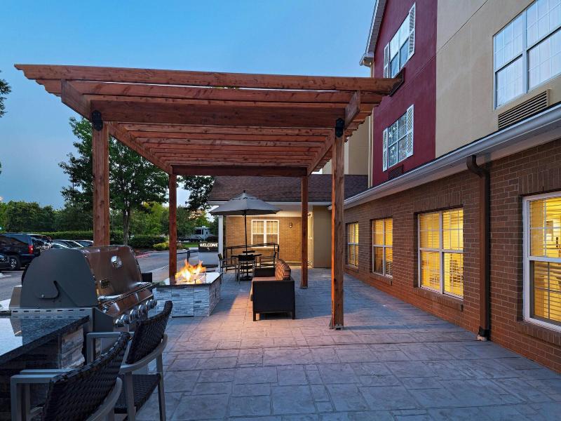 TownePlace Suites Baton Rouge South image