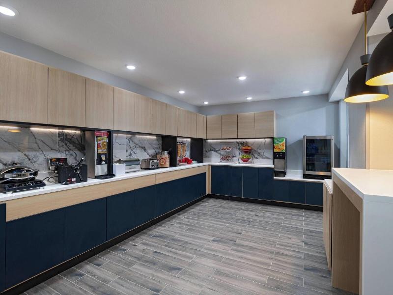 TownePlace Suites Baton Rouge South image