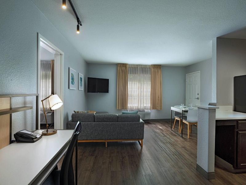 TownePlace Suites Baton Rouge South image