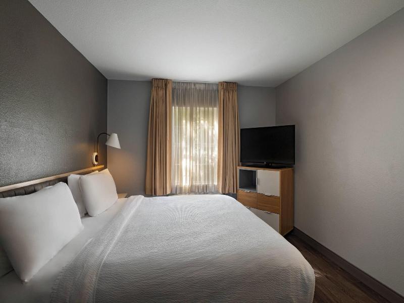 TownePlace Suites Baton Rouge South image