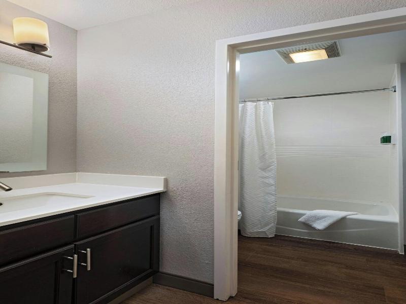 TownePlace Suites Baton Rouge South image