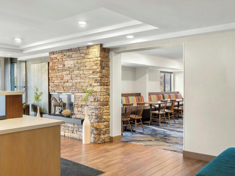 Fairfield Inn Burlington Williston image