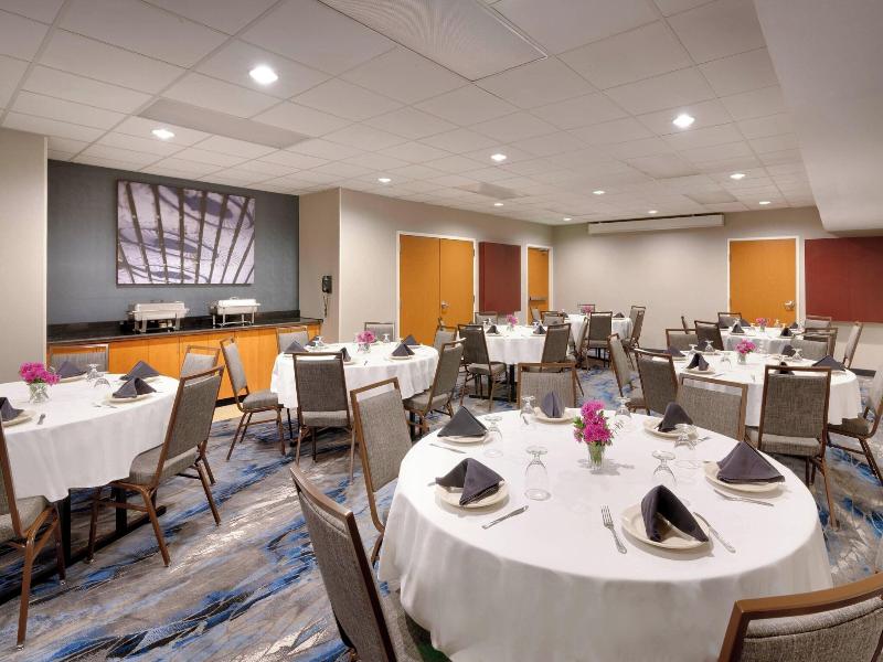 Fairfield Inn & Suites Seattle Bellevue/Redmond — photo 36