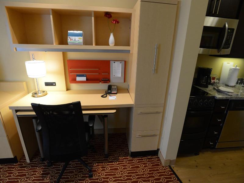 TownePlace Suites Bowling Green image