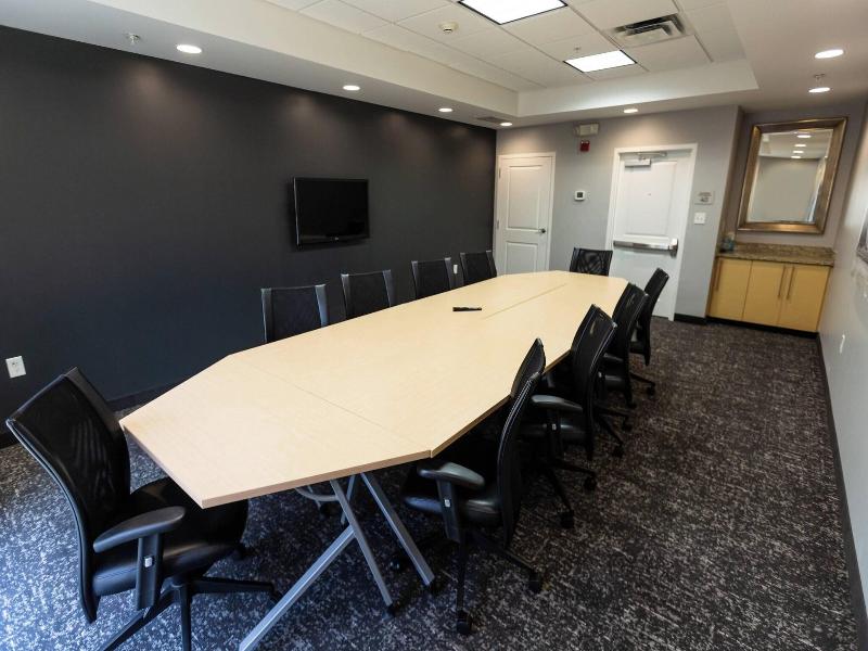 TownePlace Suites Bowling Green image