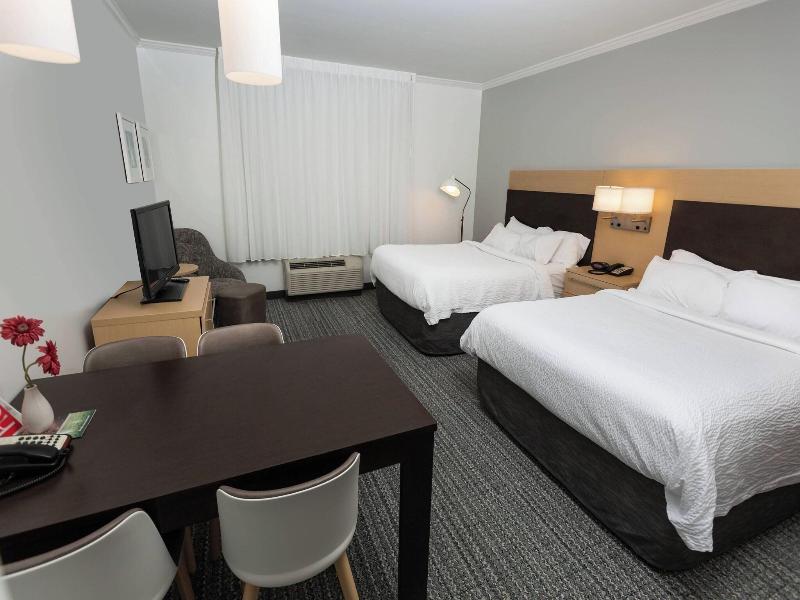 TownePlace Suites Bowling Green image