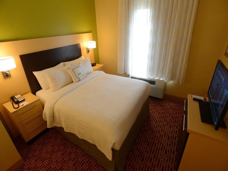 TownePlace Suites Bowling Green image