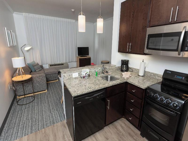 TownePlace Suites Bowling Green image