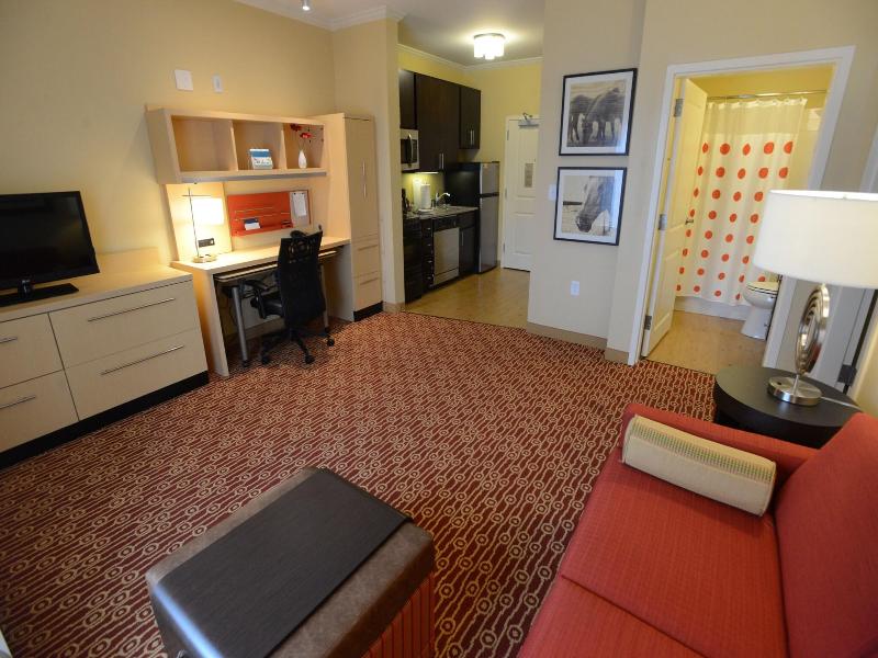 TownePlace Suites Bowling Green image
