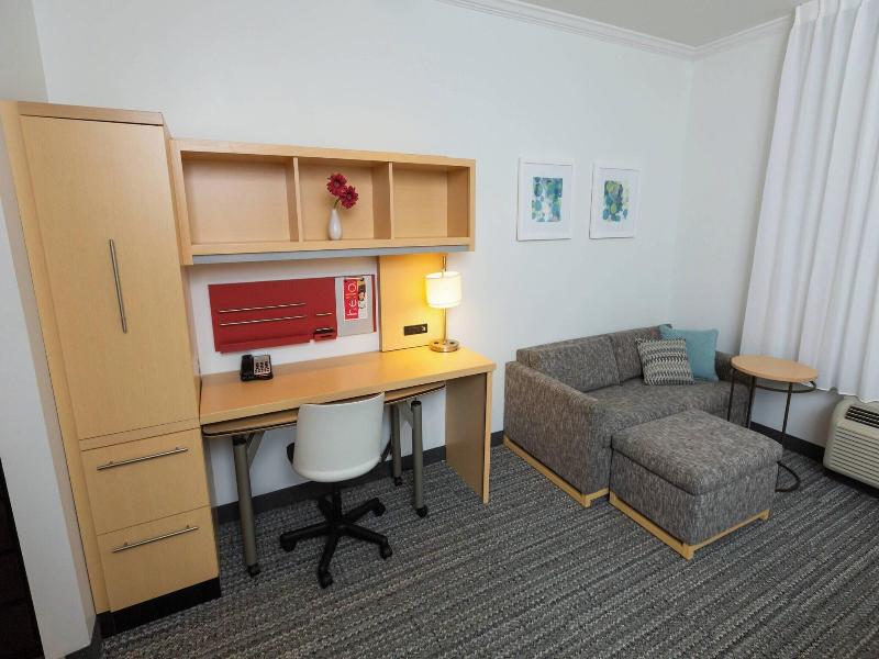 TownePlace Suites Bowling Green image