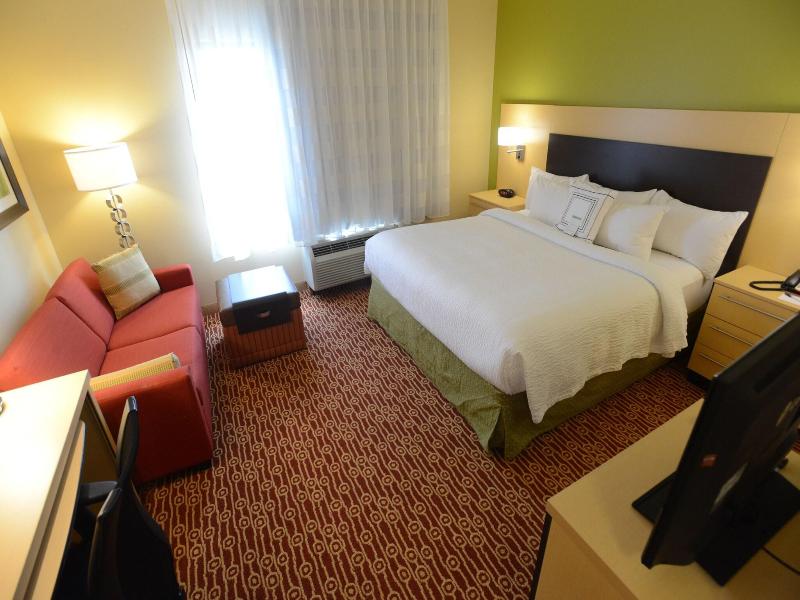 TownePlace Suites Bowling Green image