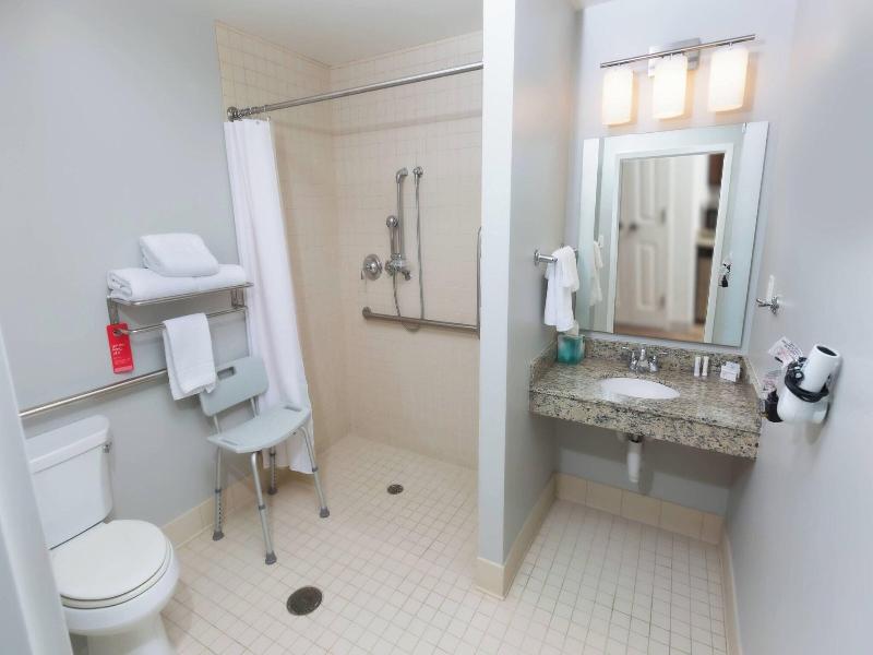 TownePlace Suites Bowling Green image
