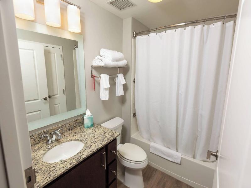 TownePlace Suites Bowling Green image