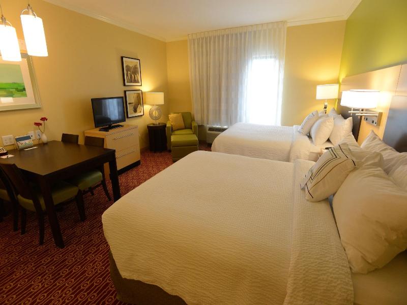 TownePlace Suites Bowling Green image