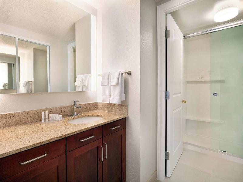 Residence Inn Baltimore Downtown/ Inner Harbor image