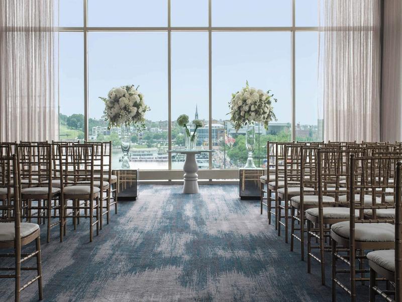 Renaissance Baltimore Harborplace Hotel image