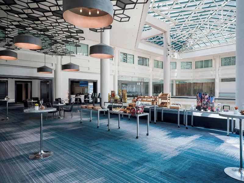 Renaissance Baltimore Harborplace Hotel image