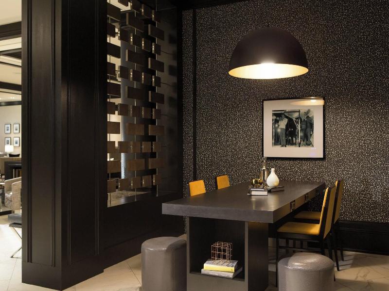 Renaissance Baltimore Harborplace Hotel image