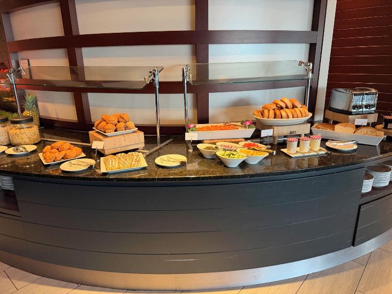 Renaissance Baltimore Harborplace Hotel image